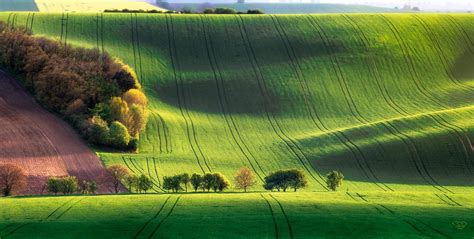 ***The green hills of South Moravia in spring (Czech Republic) by Pawel Pardala ᴾᴴᴼᵀᴼ | Moravian ...