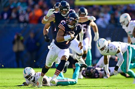 Chicago Bears vs Miami Dolphins Postgame | Bear With Me - Windy City ...