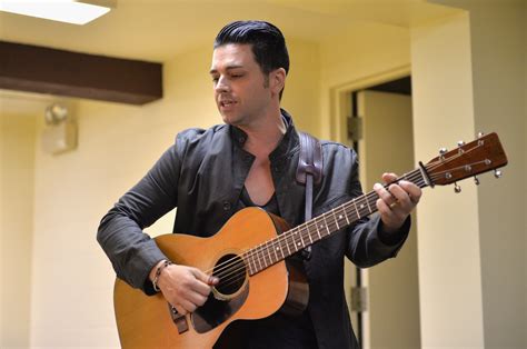 What Is Chris Carrabba Doing Now? The Dashboard Confessional Frontman ...