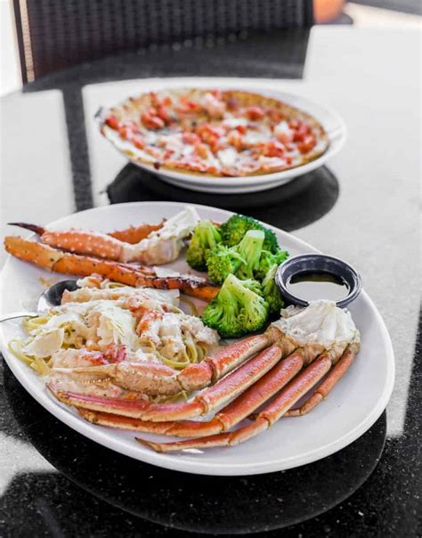 Red Lobster Crabfest 2017 #CrabfestSummer #Crabfest Sea-to-Table Experience – Posh Journal