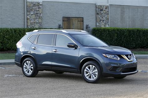 2016 Nissan Rogue is Driven By Added Features and Technology ...