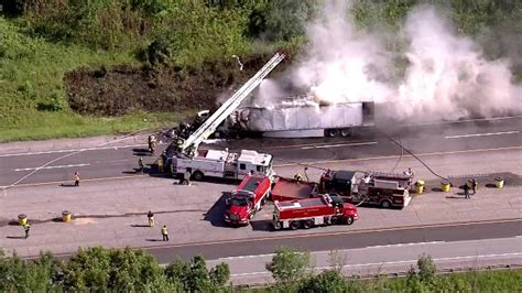 Man killed in fiery semi crash on Indiana Tollway ID'd | abc7chicago.com