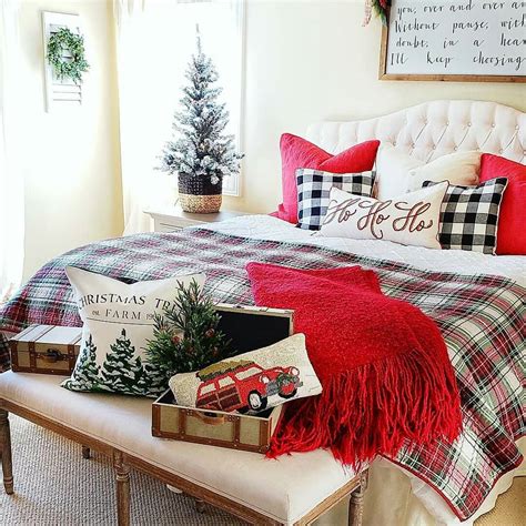 50 Trendy Cozy Christmas Bedroom Decorating Ideas | Like to girls