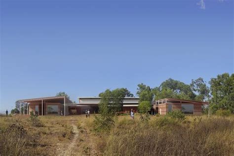 Hassell | Maningrida Arts and Culture Precinct