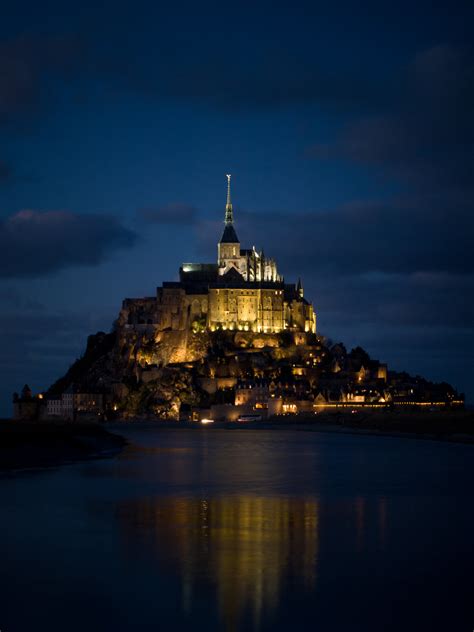 Le Mont St. Michel | Le Mont St. Michel by night, seen from … | Flickr