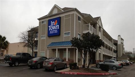 Cheap Weekly Hotels in San Antonio, TX | InTown Suites