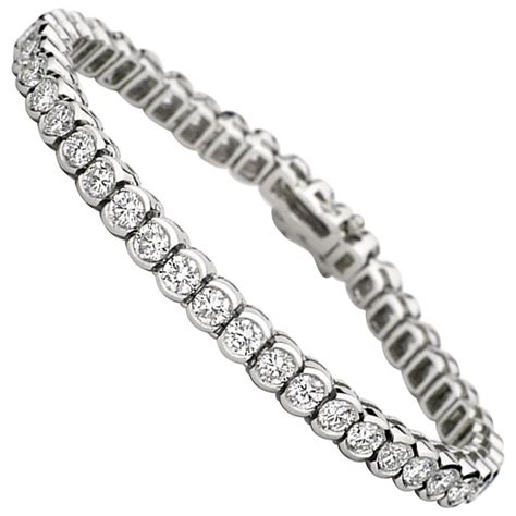 6 Carat Total Weight Platinum Diamond Tennis Bracelet Bezel Set For Sale at 1stDibs