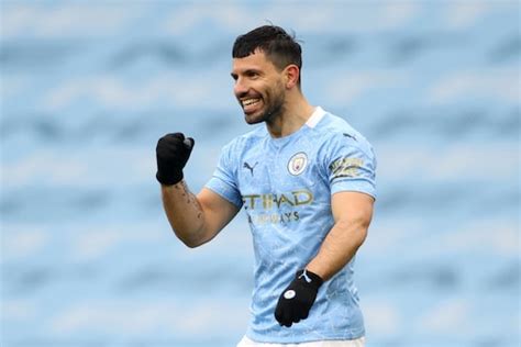 Sergio Aguero Topples Wayne Rooney to Score Most Goals for One Club in Premier League History ...