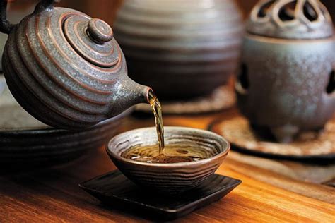 Easy Guide: How to Use a Chinese Tea Set 2023 - AtOnce