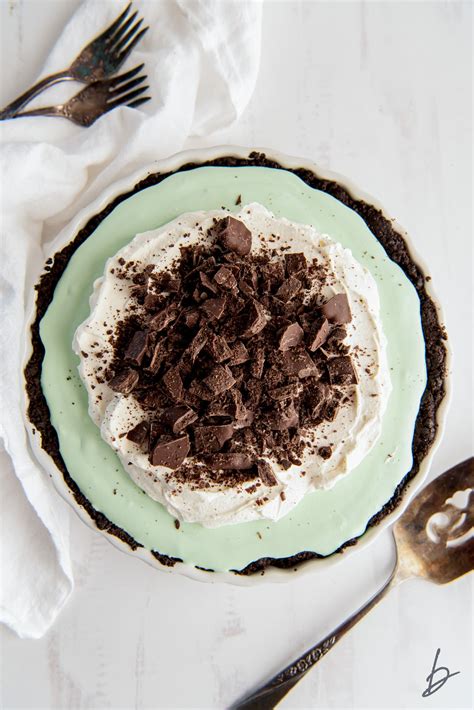 Grasshopper Pie with Oreo Crust – If You Give a Blonde a Kitchen