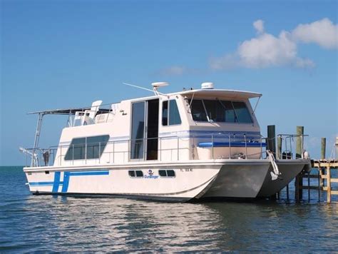 Florida Keys - Houseboats Rentals | Trailerable houseboats, House boat ...