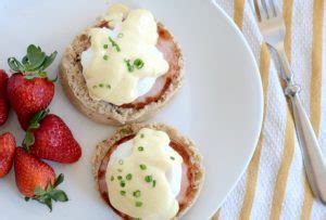 How to Make Eggs Benedict in Super Easy in a Muffin Tin