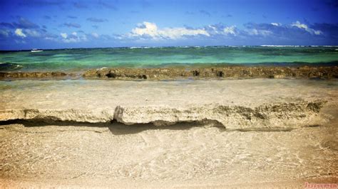 Incredible Beaches on the North Side of Anegada | Jeffsetter