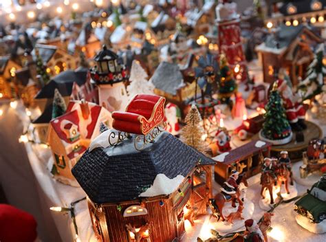 A Christmas tradition: A village in the village — Waterbury Roundabout