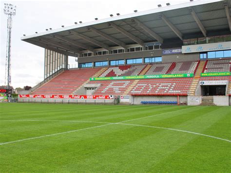 Belgian First Division stadiums : r/soccer