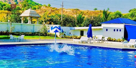 SKY BLUE ORCHIDS RESORT (Kanakapura, Hindistan) - Özel Tatil Köyü ...