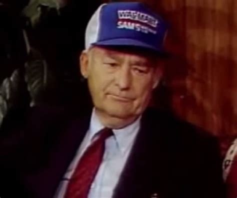 Sam Walton Biography - Childhood, Life Achievements & Timeline