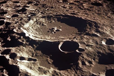 'Hidden structures' discovered deep beneath the dark side of the moon ...