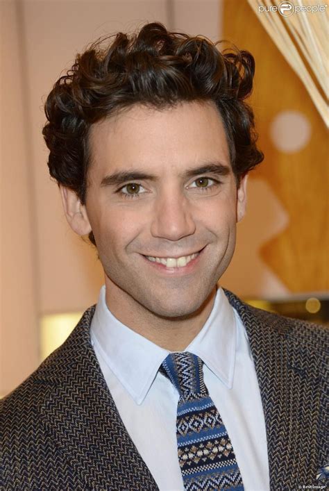 PHOTOS - Mika, bientôt dans le fauteuil de The Voice, présente ses montres MIKA… | Mika chanteur ...