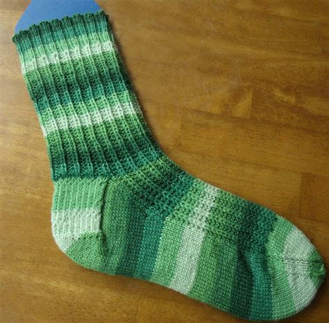 {Not Wasting Time} Free Sock Knitting Pattern! | Melody's Makings