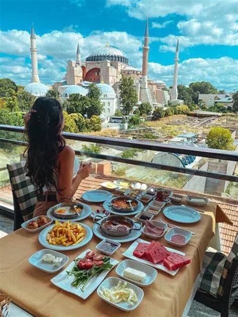 10 Best Rooftop Restaurants in Istanbul For 2024! - The Turkey Traveler