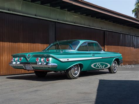 1961 Chevrolet Impala SS 409 Sport Coupe | Hershey 2017 | RM Auctions