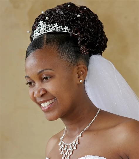 20 Swoon-Worthy Wedding Hairstyles with Tiara and Veil