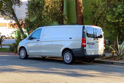 2020 Mercedes-Benz Metris review: Sharp-dressed van - CNET