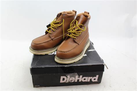 Die Hard Suretrack Steel Toe Boots 9D | Property Room