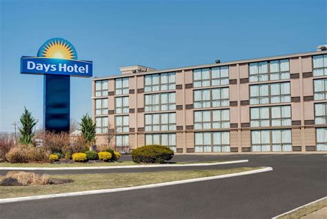 Days Hotel Toms River, NJ - See Discounts