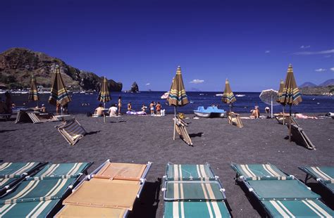 Eolie Island, Sicily, Italy: Vulcano – black beaches | Le Isole Eolie