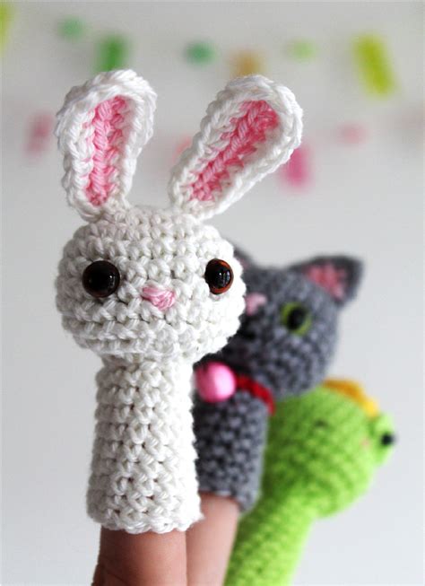 12 Knitted Finger Puppet Patterns - The Funky Stitch