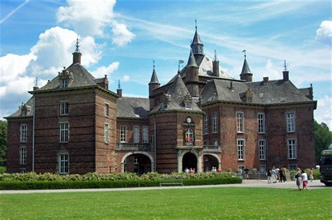 Castles in the province of Antwerp - Belgium Travel Guide - Eupedia