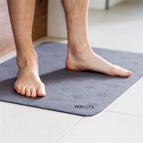 Absorbent Anti Slip Floor Mat by Conni