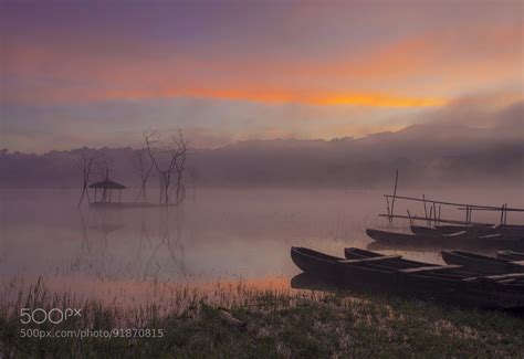 Tamblingan Lake at sunrise by Gunawan Budihardjo / 500px