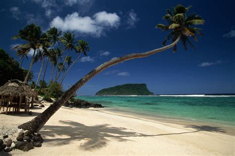 A Guide to the Islands of the South Pacific