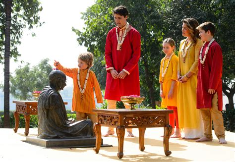 Can a Canadian Carry Off Bollywood Style? Justin Trudeau Finds Out ...