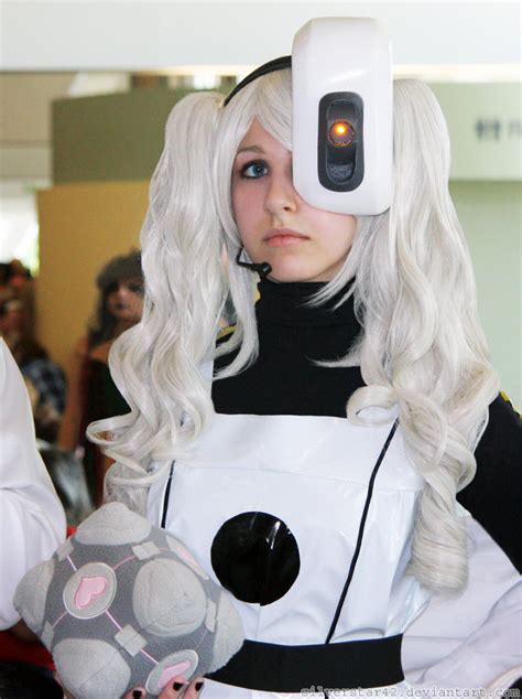 GLaDOS Cosplay- 02 by Ryzie42 on DeviantArt