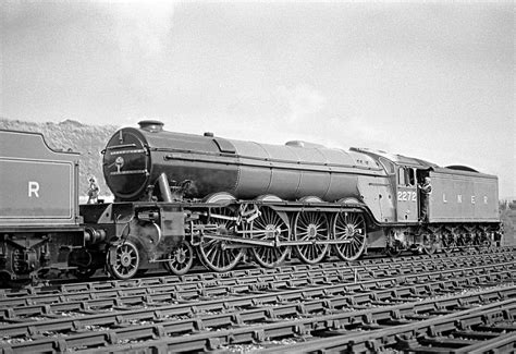 How about a "What-if" locomotive?: the LNER's planned "I1" 4-8-2, in reality this class never ...