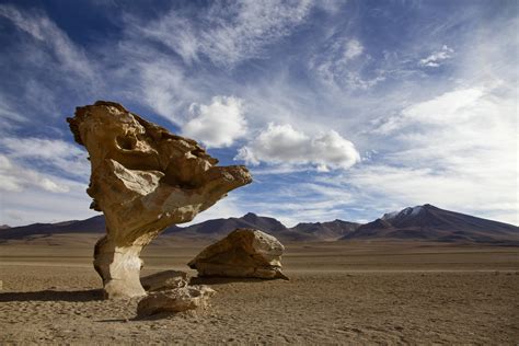 Earth Landscapes - Árbol de Piedra - The Stone Tree - Uyuni, Bolivia [5184 x 3456][OC] | Amazing ...