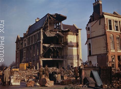 bomb-damage-near-saint-pauls-cathedral-in-wwii - World War II: Damage ...