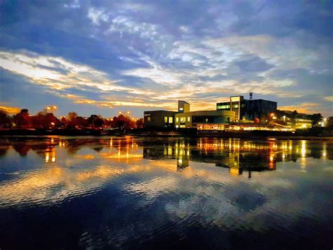 Caroline Springs Lake - Caroline Springs VIC 3023, Australia