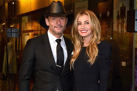 Tim McGraw + Faith Hill to Star in '1883' TV Series - Hollywood411 News