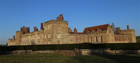 Penshurst Castle | Stephen Middleton | Flickr