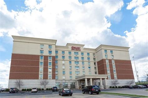 DRURY INN & SUITES CINCINNATI SHARONVILLE $103 ($̶1̶3̶9̶) - Prices ...