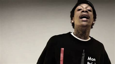 Dollzis: Wiz Khalifa Black And Yellow G Mix Lyrics