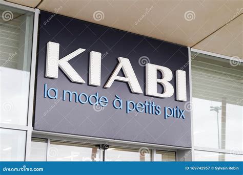 KIABI Logo Sign In Ibn Battuta Mall. Editorial Image | CartoonDealer ...