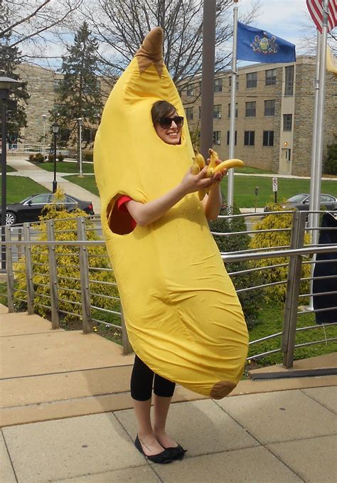 The banana with bananas! | Tree costume, Fruit costumes, Banana costume