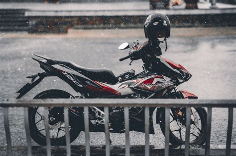 Rain Art Motorbike Riding In The - Free photo on Pixabay - Pixabay