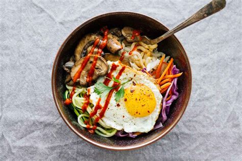 Vegetarian Spicy Korean Bibimbap Bowls - Jar Of Lemons